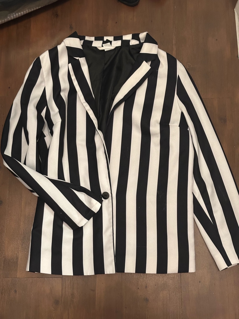 H&M Divided Black and White Vertical Stripe Blazer (Lightweight)